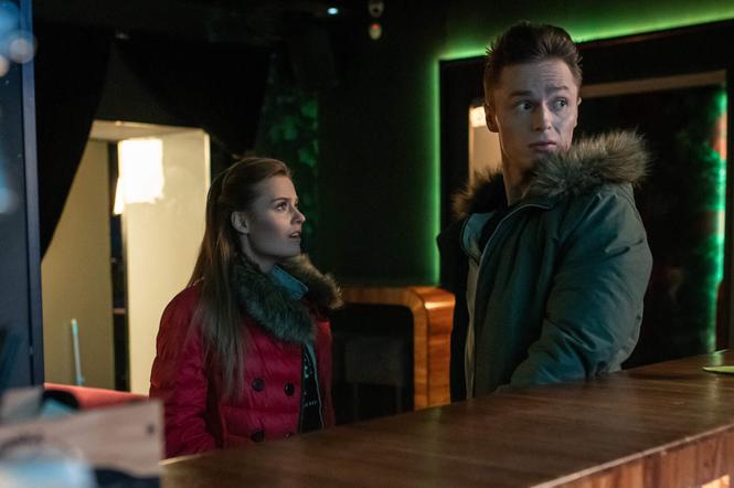 Zakochani po uszy odcinek 194. Tymon (Patryk Pniewski), Klaudia (Katarzyna Sawczuk)