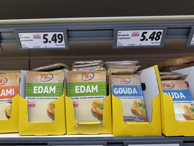 W Polsce taki sam ser żółty Gouda kosztuje 5,48 zł, czyli o ponad złotówkę mniej