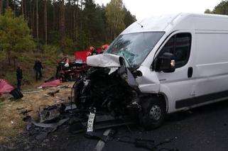 MAKABRYCZNY wypadek w Łódzkiem. Cztery osoby NIE ŻYJĄ