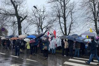 Marsze papieskie w Krakowie. Tłumy w 18. rocznicę śmierci Jana Pawła II