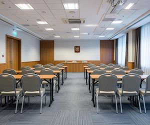 Awantura o krzyż w Legnicy. Czy symbol paraliżuje samorząd?