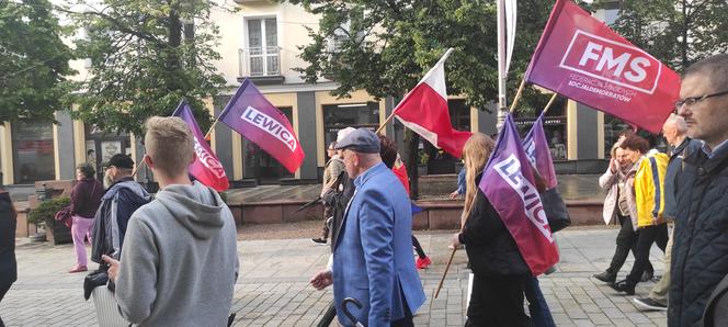 Protest kobiet "Ani jednej więcej!" w Kielcach (14 czerwca 2023)