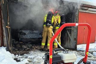 Tragiczny pożar w Jaworznie. Mężczyzna spalił się we własnym aucie w garażu