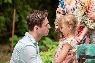 Barwy szczęścia, odcinek 3069. Cezary (Marcel Opaliński), Lea (Lena Sobota)