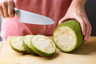 Chlebowiec (jackfruit): co to jest i jak się go przyrządza