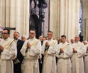 Kraków. Abp Marek Jędraszewski wyświęcił nowych księży. Chętnych więcej niż rok temu