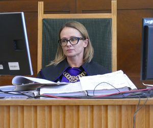 Zdaniem śledczych oszukał pół tysiąca osób. Stracił blisko 800 tysięcy złotych.