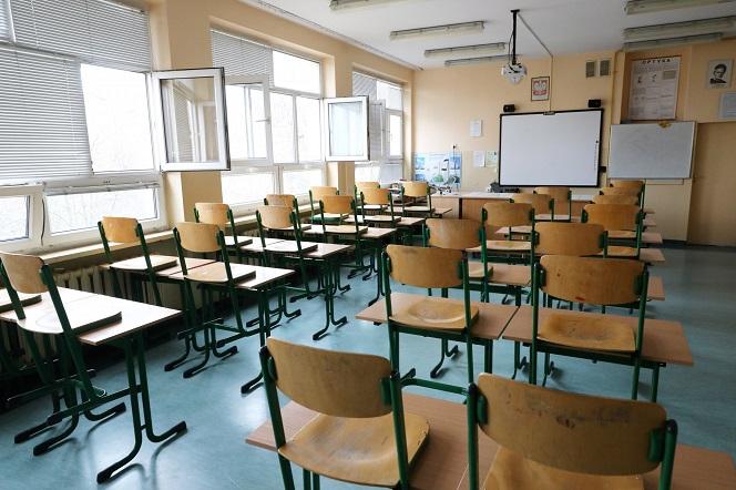 Nauka zdalna przedłużona! Do kiedy szkoły będą zamknięte?
