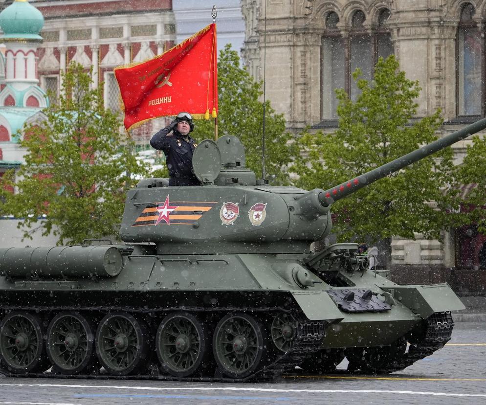 Putin straszy, defilada rozczarowuje. Dzień Zwycięstwa na Placu Czerwonym