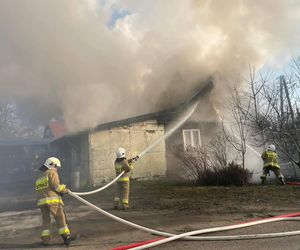 Ola straciła ojca, a jej mama jest niepełnosprawna. W lutym spłonął jej dom. Z chorą mamą pozostałyśmy tylko w jednym ubraniu