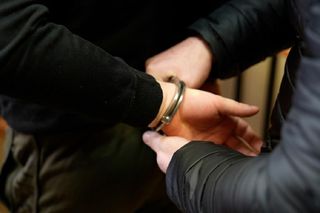 Dramat pod Wieliczką. 27-latem miał dusić partnerkę i grozić jej śmiercią