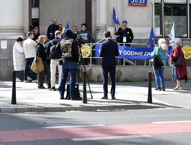 Strajk w Poczcie Polskiej! Pocztowcy chcą zarabiać więcej 