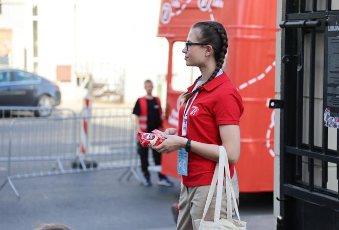 Czerwony autobus linii 7Days już na ulicach Lublina! Za nami inauguracja trasy podczas parady studentów