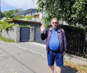 Przyszedł pod nowy dom Andrzeja Dudy w Krakowie, chciał jednego! Pan Robert przyniósł książkę