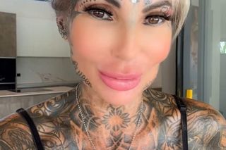 Adrianna Eisenbach z Królowych życia pokazała się bez doczepów. W naturalnej odsłonie jeszcze jej nie widzieliście! 