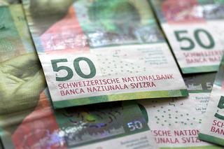 Cios w frankowiczów. SNB podnosi stopy procentowe