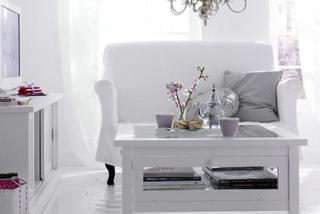 Biały salon w stylu glamour