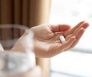 Chroni serce i mózg lepiej niż aspiryna? Popularny lek pod lupą naukowców