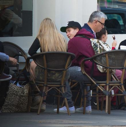 Brooklyn Beckham z tajemniczą blondynką