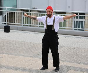 Carnaval Show w Plazie w Lublinie. Było zianie ogniem, pokaz iluzji i żonglerki oraz spektakl aerialowy!