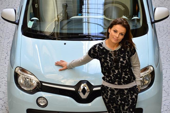 Katarzyna Glinka jeździ nowym Renault Twingo