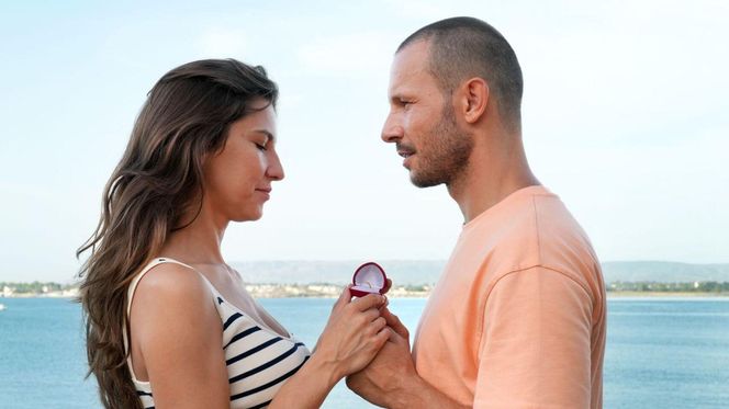 Barwy szczęścia odc. 3146. Franek (Mateusz Banasiuk), Regina (Kamila Kamińska) 