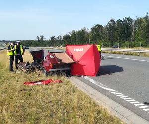 Tragiczny wypadek koło Żnina. 85-latek jechał maluchem pod prąd