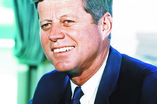 Kennedy chce wygryźć Bidena