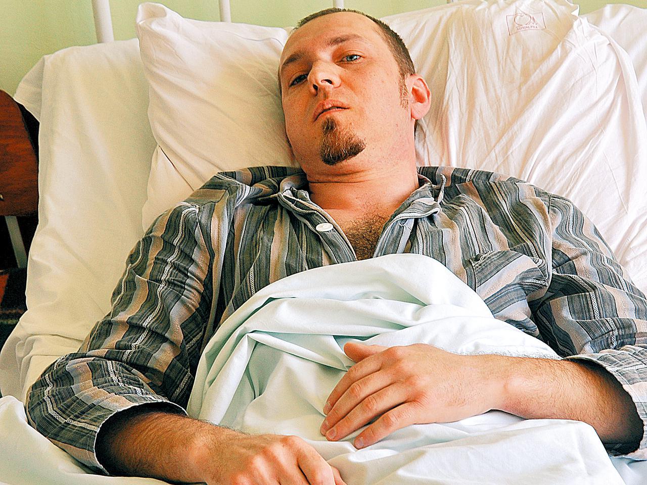 Skatowali mnie, gdy ratowałem staruszkę