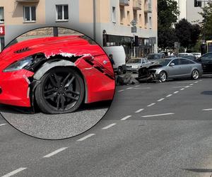 Wyścigowy Chevrolet Corvette rozbił się na Ochocie! Auto warte fortunę roztrzaskane