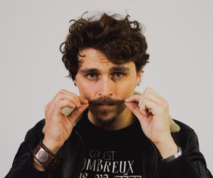 ​Wąsy to nie tylko symbol męskości, siły i autorytetu - to także przypomnienie o istocie profilaktyki u panów