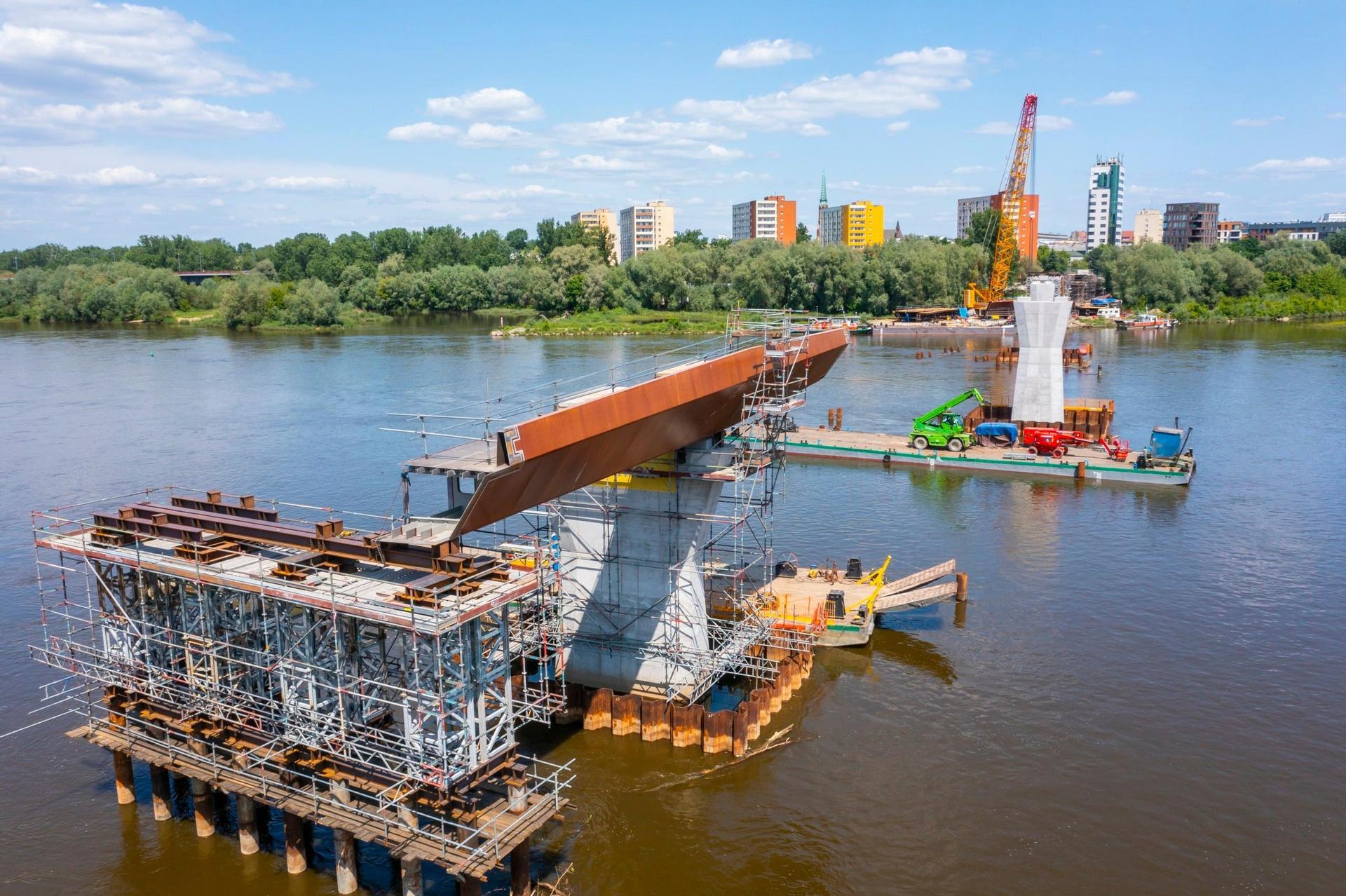 Budowa kładki pieszo-rowerj przez Wisłę