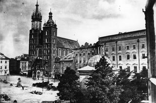 Na krakowskim Rynku znów pojawią się drzewa! Tak to miejsce wyglądało w przeszłości