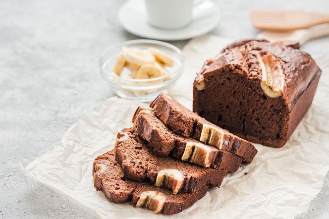 Ciasto bananowo-czekoladowe – idealny duet na szybki i wyśmienity deser