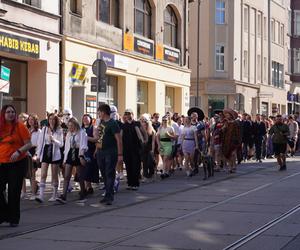 Igry 2024. Barwny korowód studentów przeszedł ulicami Gliwic