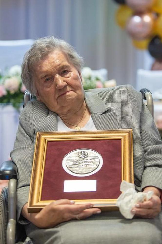 Piękny jubileusz pani Heleny! Mieszkanka powiatu świeckiego skończyła 100 lata! [ZDJĘCIA]