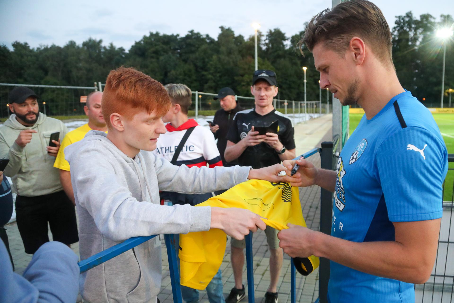 Tak Łukasz Piszczek Pielęgnuje „OGRÓDEK”. Mówi O Wyborach W PZPN ...