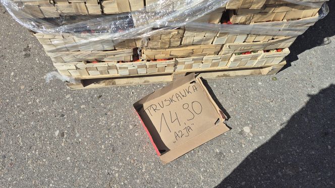 Drożyzna na targowiskach? Nie w Olsztynie. Tu kupisz truskawki w dobrej cenie!