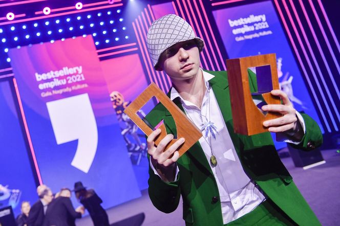 Groźny incydent podczas koncertu Maty! Wideo z wypadku mrozi krew w żyłach