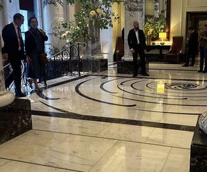 Sikorski i  Olivia Williams