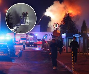 Ogromny pożar hali w Sosnowcu. Najnowsze informacje straży pożarnej