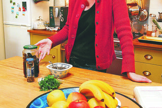  ANNA APPLEBAUM 