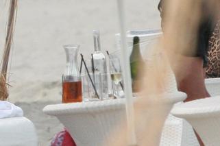 Sławomir Peszko na plaży