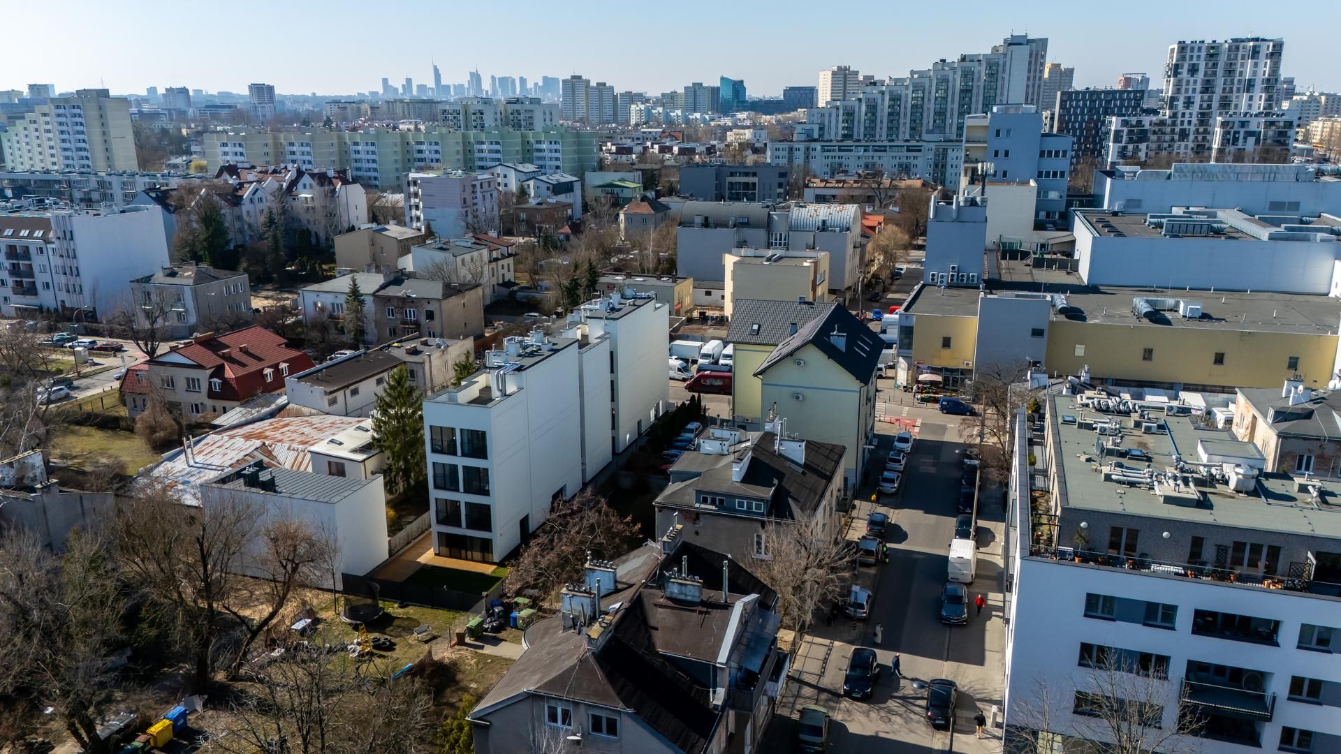 Nadbudowa kamienicy na Gocławku w Warszawie