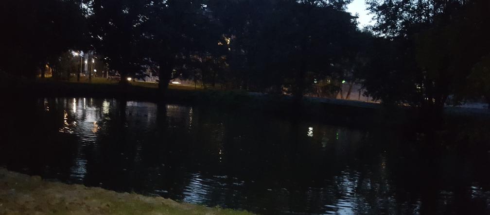 Odmulono staw w parku na osiedlu Słocina