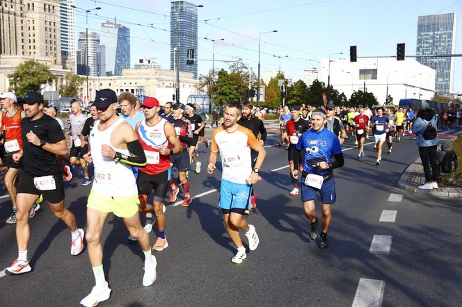 Uczestnicy 46. edycji Nationale-Nederlanden Maratonu Warszawskiego