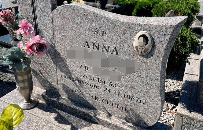 Ania wysiadła z PKS i zginęła straszną śmiercią. Ludzie we wsi: "Piersi jej poodrzynał"