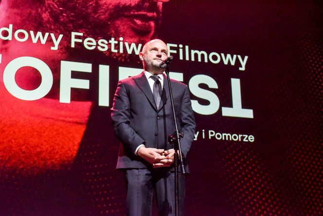 Gala Otwarcia 23. MFF BellaTOFIFEST. Legendy kina przyjechały do Torunia. Zdjęcia z imprezy