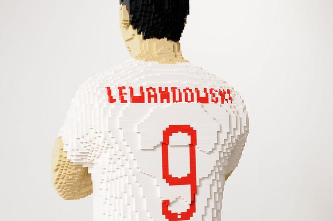 Robert Lewandowski z klocków LEGO na Stadionie Narodowym