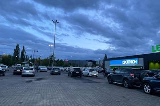 Tak wygląda teren wokół dawnego Tesco. Zobacz co się zmieniło